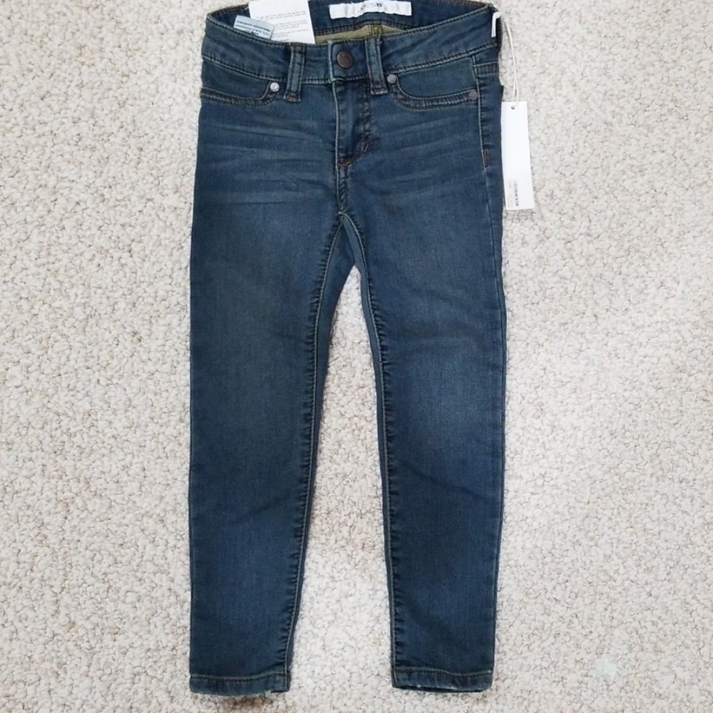 New little girls joes size 4 jeans
